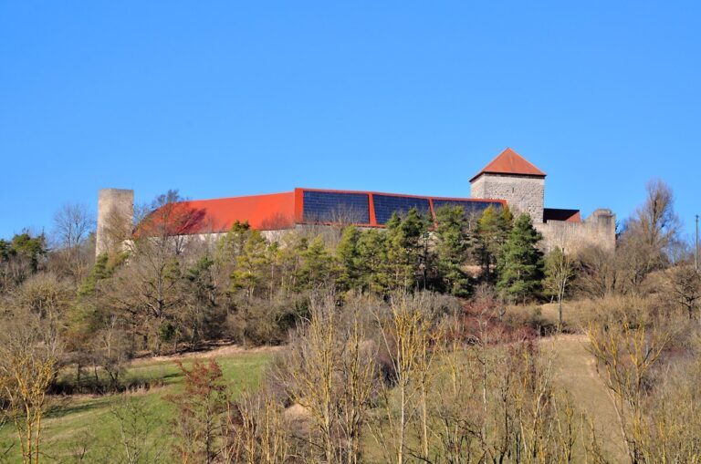 Burg Brauneck: A Medieval Castle in Creglingen, Germany
