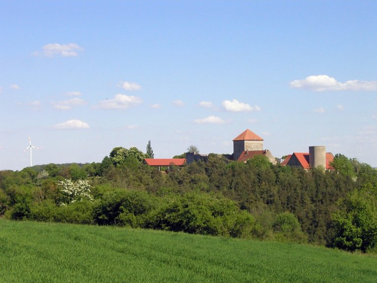 Burg Brauneck: A High-Medieval Castle Ruin in Germany