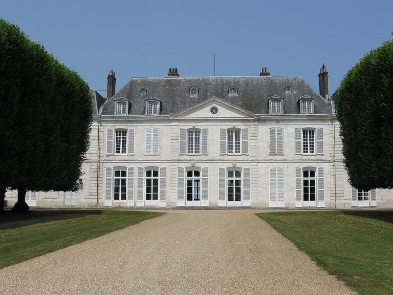 Château de Millemont: A Historic Château Complex in France