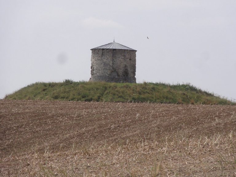 Château de Beaurevoir: A Fortified Castle in France