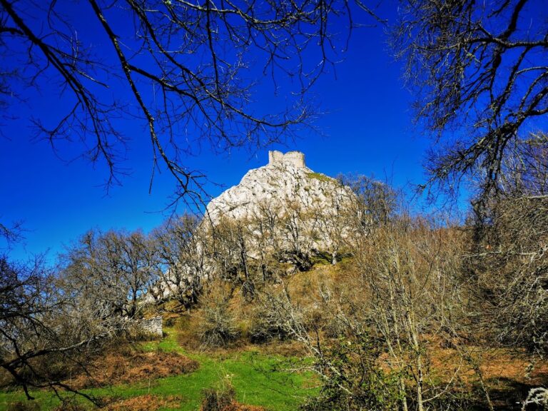 Castle of Marutegi: A Medieval Fortress in Asparrena, Spain