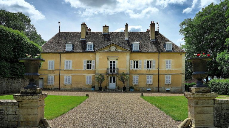 Château de Jallerange: An Eighteenth-Century Estate and Gardens in France
