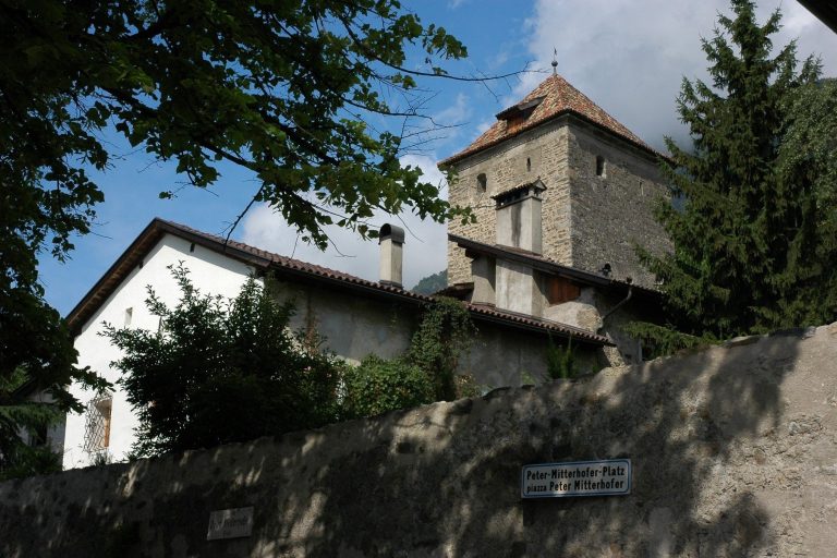 Stachlburg: A Medieval Village Castle in South Tyrol