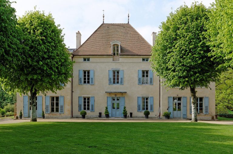 Château de Barbirey-sur-Ouche: Historic Estate in France