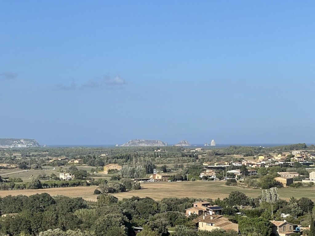 Castell de Pals: A Medieval Castle in Pals, Spain 2 Castell de Pals