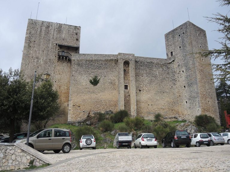 Castello di Pereto: A Medieval Castle in Italy