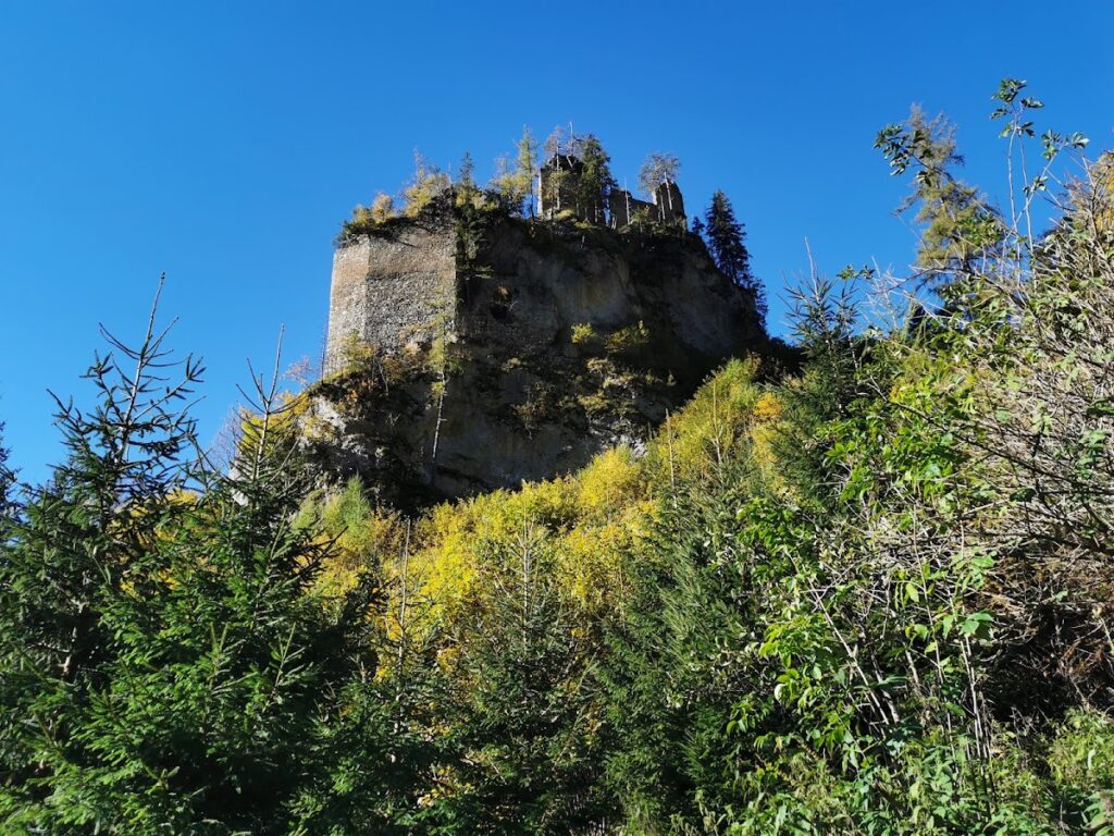 Kammerstein Castle: A Medieval Hilltop Fortress in Austria 1 Burg Kammerstein