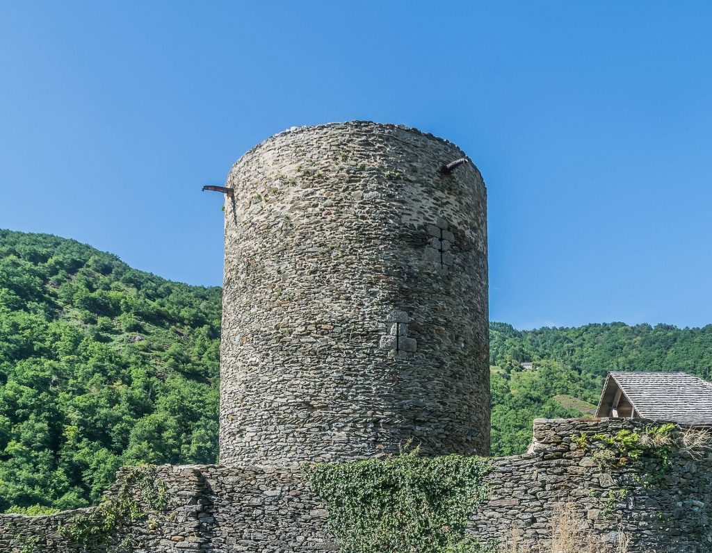 Château de Montarnal: A Medieval Castle in France 2 Château de Montarnal