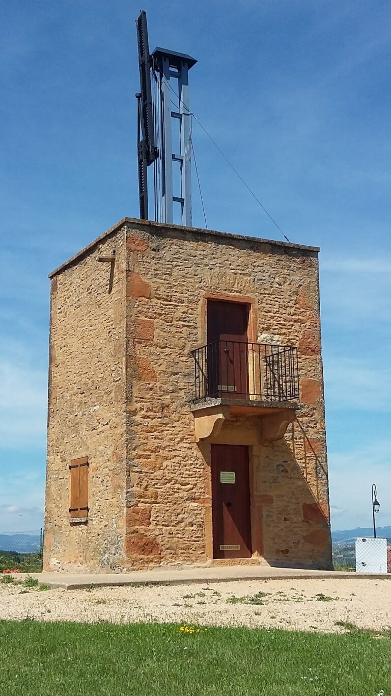 Marcy Semaphore Tower: An 18th-Century Optical Telegraph Station in France