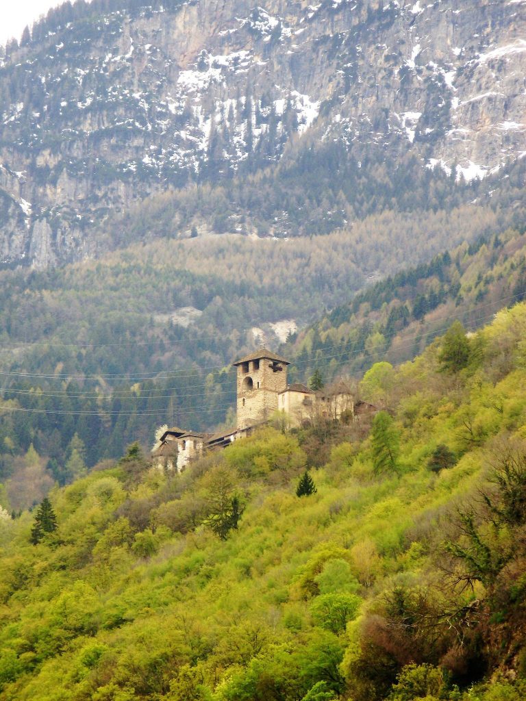 Castle Payrsberg: Ancestral Seat of the Lords of Payrsberg in Italy