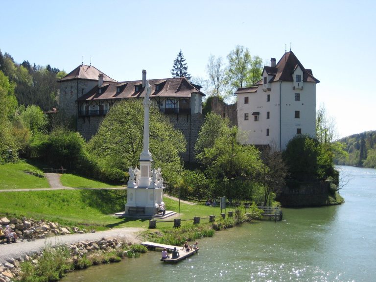 Burg Wernstein: A Castle Complex on the Inn in Austria