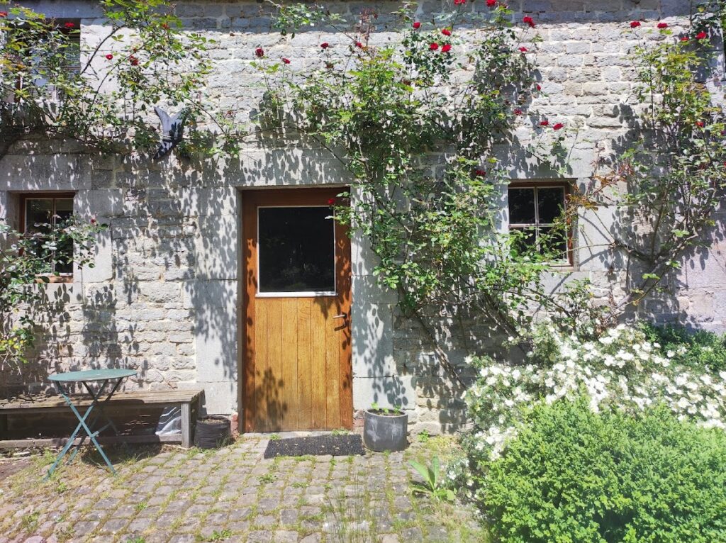 Castle farmhouse of Fisenne: A Medieval Castle Farmhouse in Belgium 1 Castle farmhouse of Fisenne