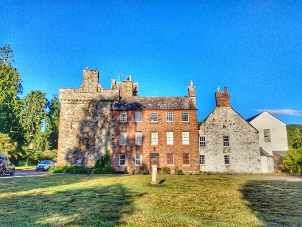 Kirkconnel House: A Historic Scottish Estate in New Abbey 4 Kirkconnel House