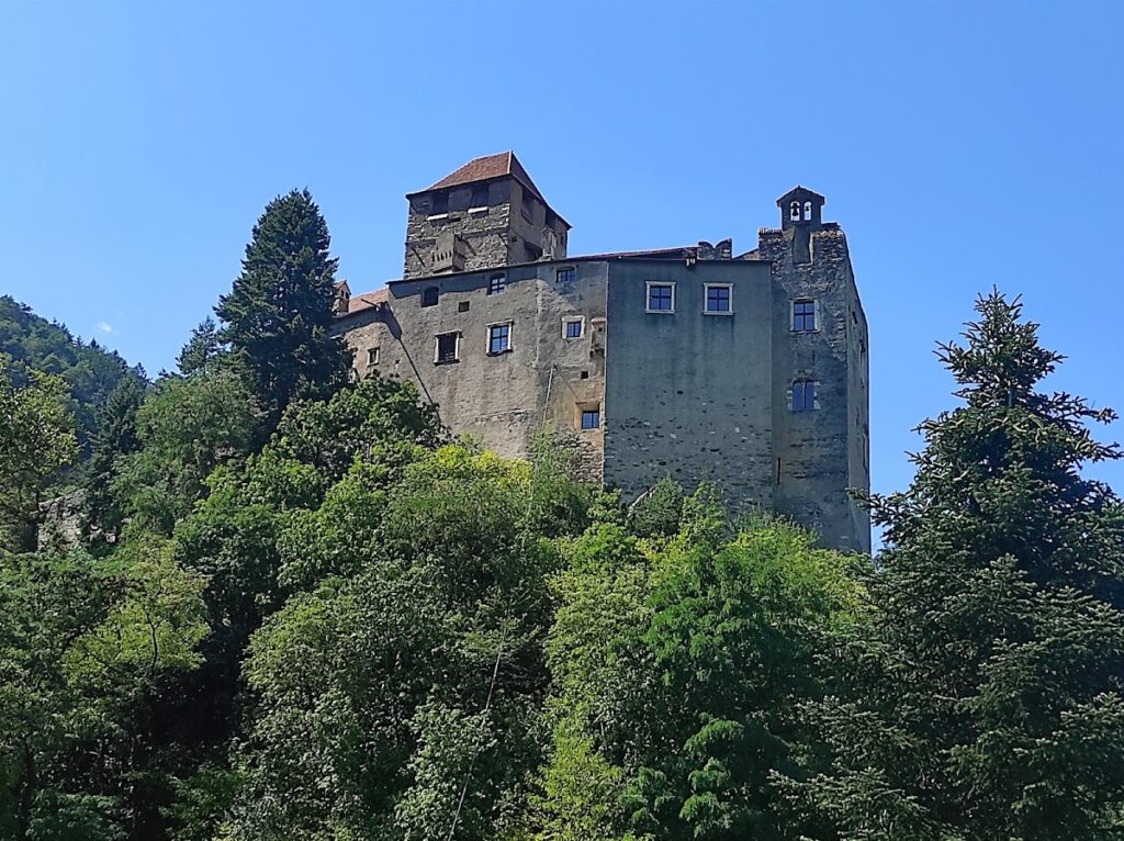 Dornsberg Castle: A Medieval Fortress near Naturno, Italy 4 Dornsberg Castle