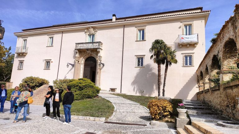 Castello Gizzi: A Fortified Palace and Dante Cultural Centre in Italy