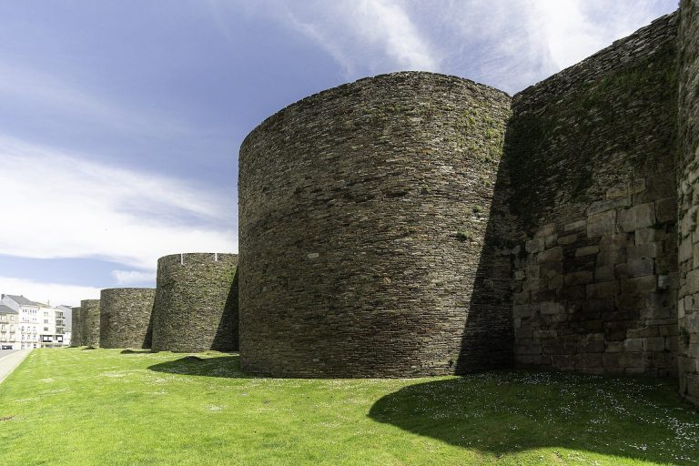 Roman Walls of Lugo: Late Roman Fortifications in Spain