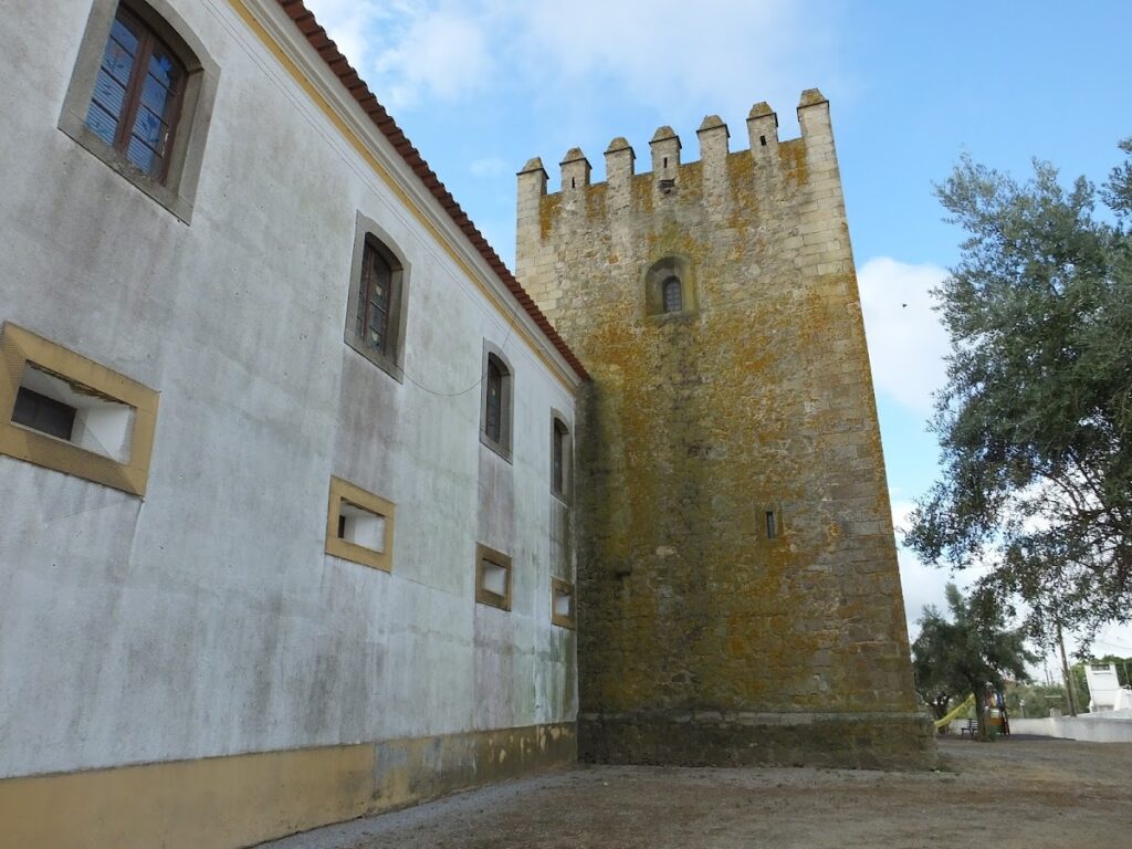 Castelo de Torre de Coelheiros: A Medieval Manor House in Évora, Portugal 3 Castelo de Torre de Coelheiros