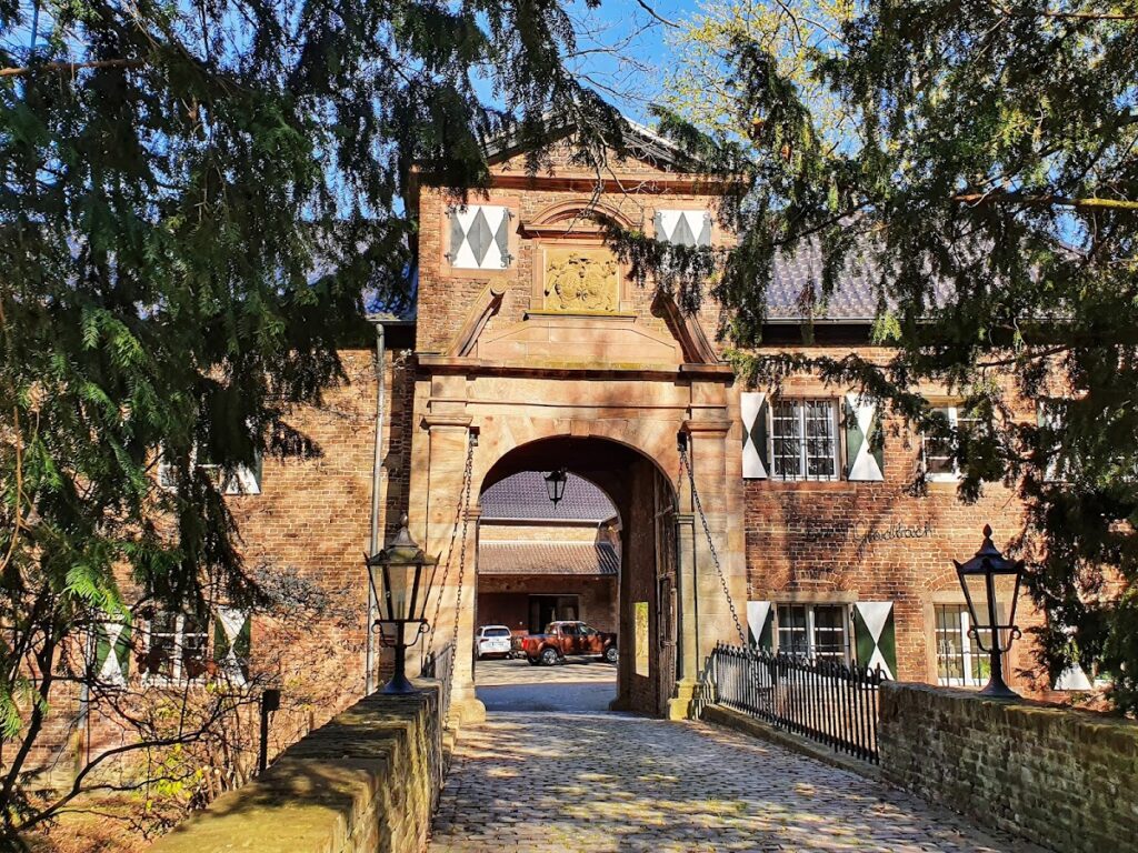 Gladbach Castle