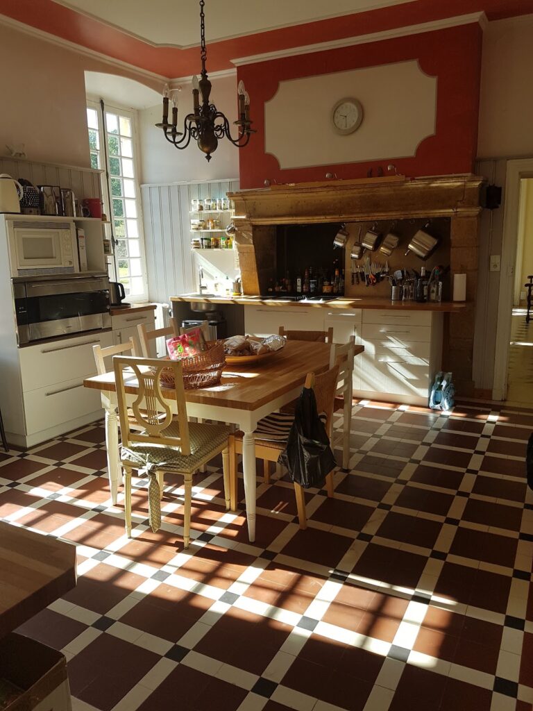 Château du Vignault: A Historic French Château in Bourbon-Lancy 10 Château du Vignault