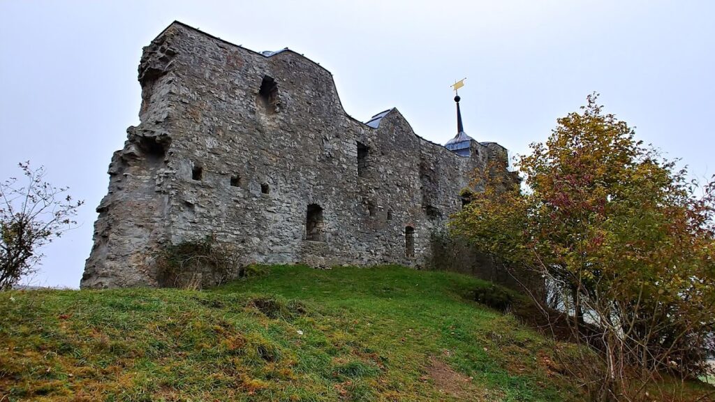 Burg Hütting