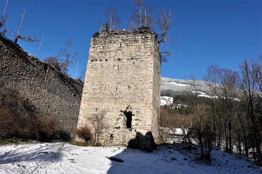 Burgruine Hieburg: A Medieval Hillside Castle Ruin in Austria 2 Burgruine Hieburg