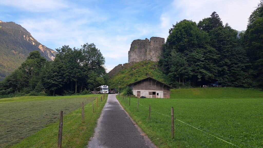 Unspunnen Castle: A Medieval Baronial Stronghold in Switzerland 3 Unspunnen Castle