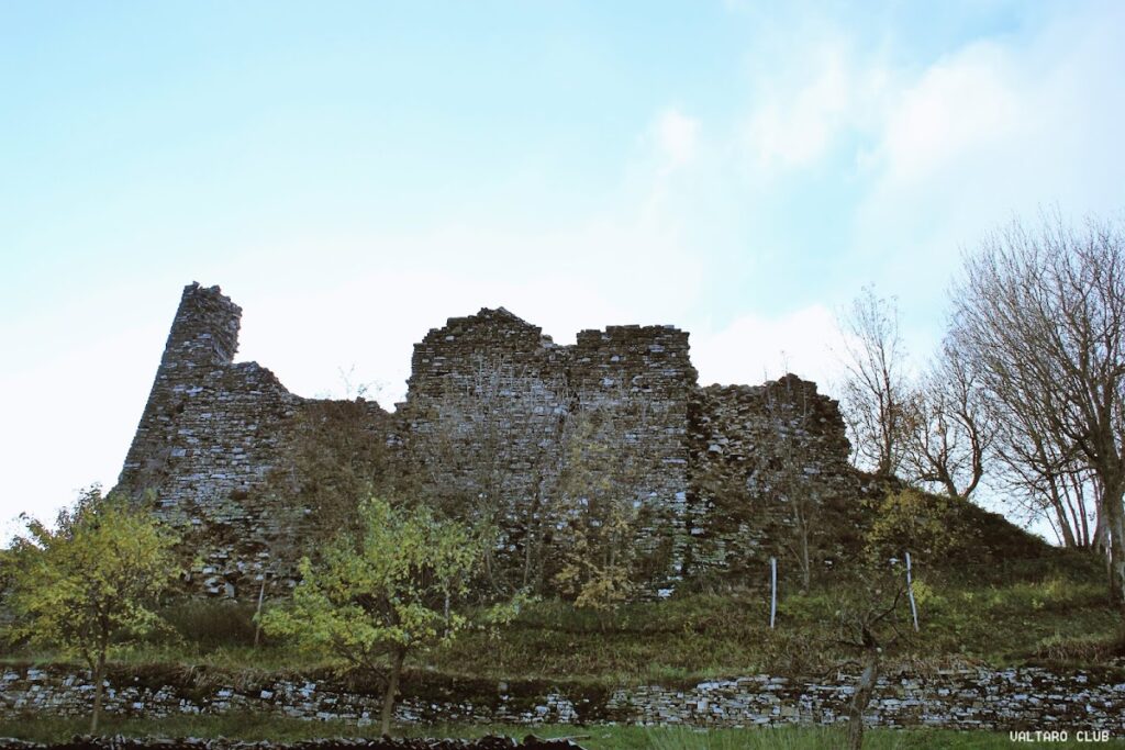 Castello di Belforte: A Medieval Fortress in Borgo Val di Taro, Italy 10 Castello di Belforte