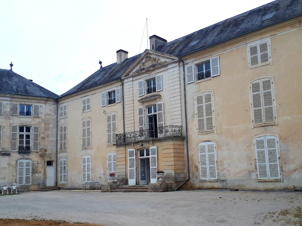 Château de Reynel: A Historic Castle in France 2 Château de Reynel