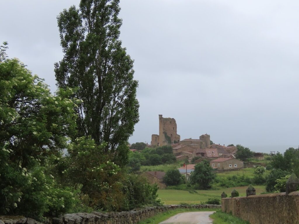 Castillo de Hinojosa de la Sierra