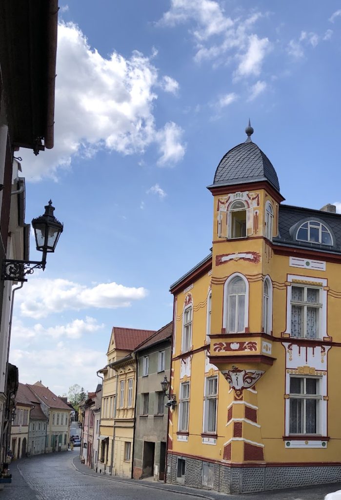 Úštěk Castle: A Gothic Family Seat and Malt House in Czechia 3 Úštěk Castle