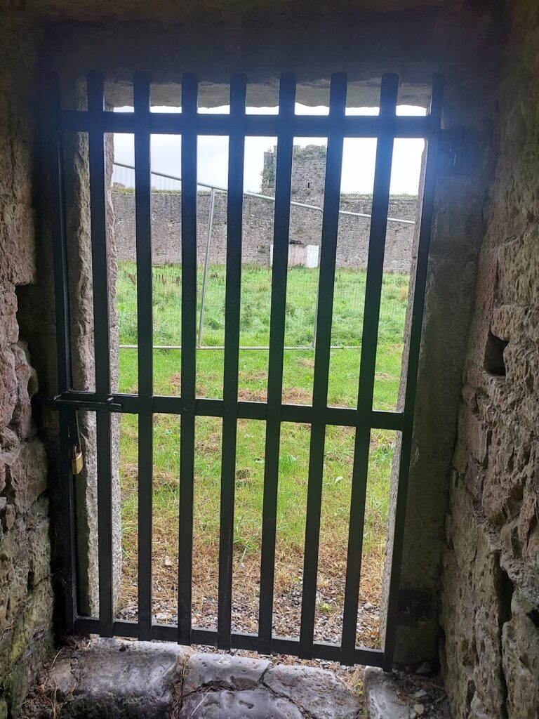 Liscarroll Castle: A Hiberno-Norman Fortress in County Cork 4 Liscarroll Castle