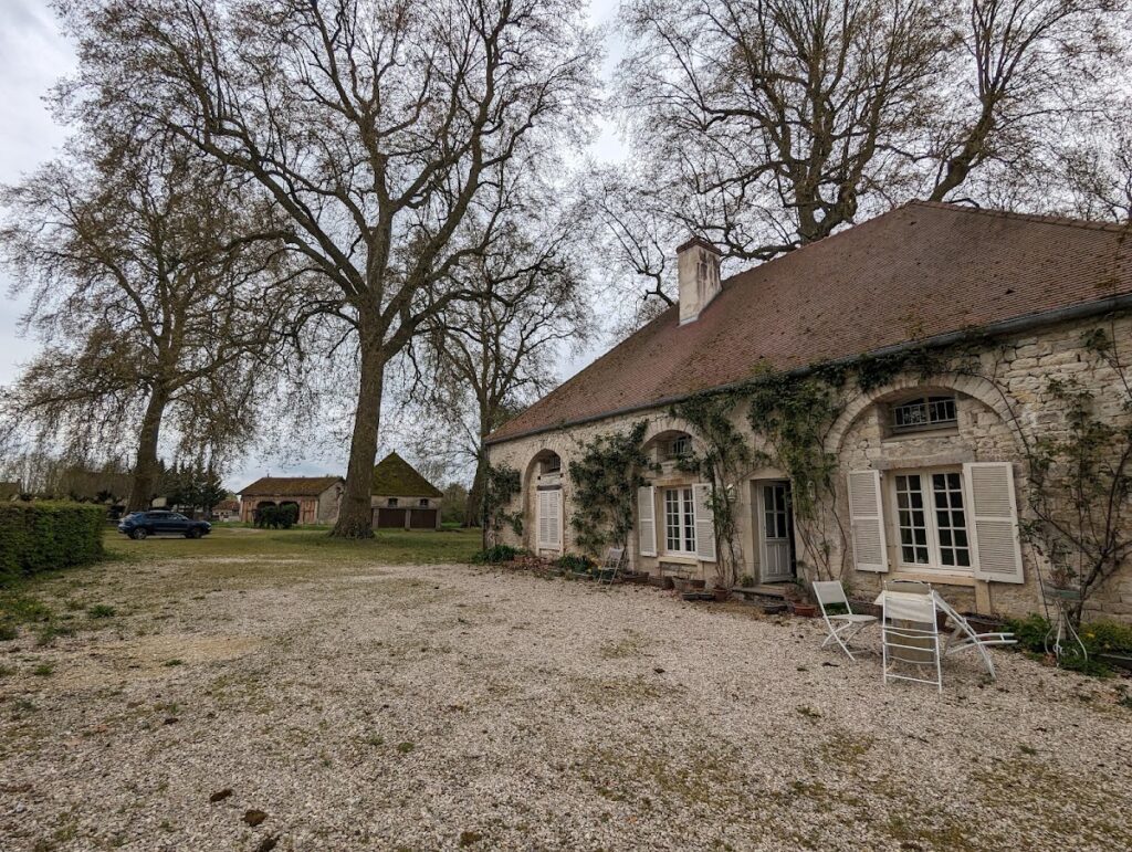 Château de Bressey-sur-Tille: An Eighteenth-Century Seigneurial Residence in France 2 Château de Bressey-sur-Tille