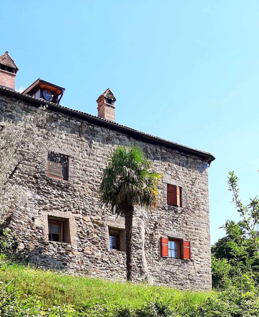 Castle Auer: A Noble Residential Complex in South Tyrol 1 Castle Auer