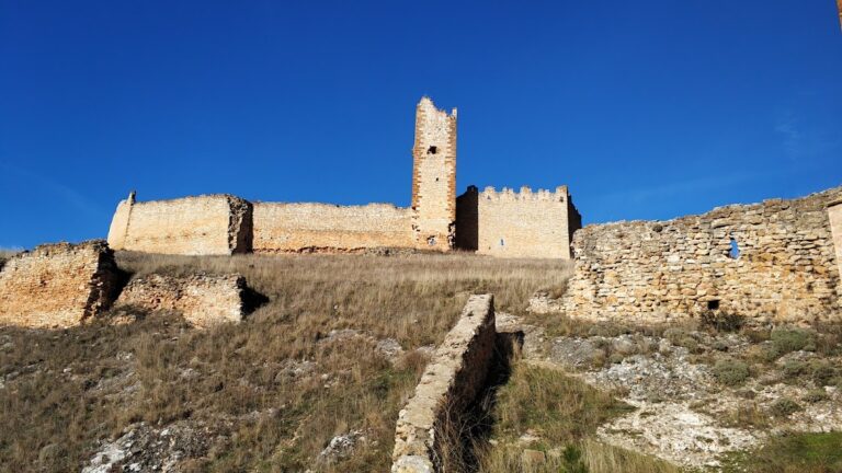 Castillo de Bijuesca: A 14th-Century Medieval Fortress in Aragón, Spain