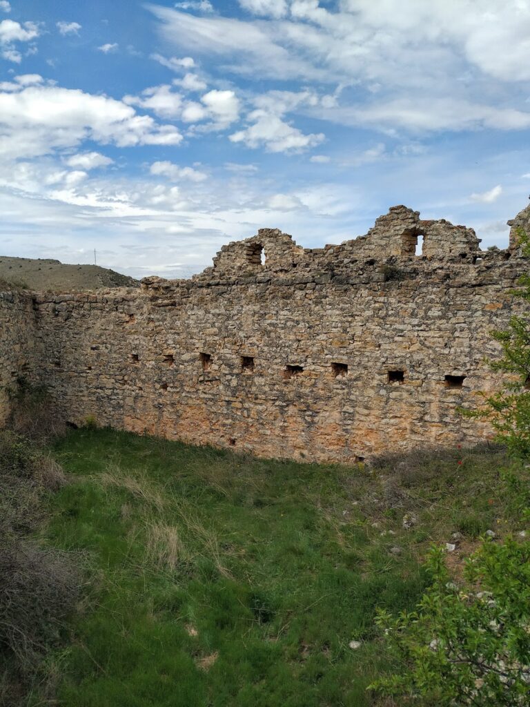 Castillo de Bijuesca: A Fourteenth-Century Fortress in Aragon 5 Castillo de Bijuesca