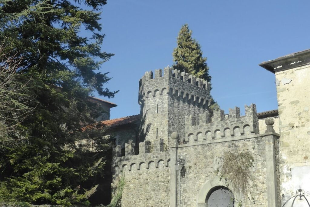 Castello Malaspina (Filattiera): A Medieval Residence and Fortification in Italy 5 Castello Malaspina (Filattiera)