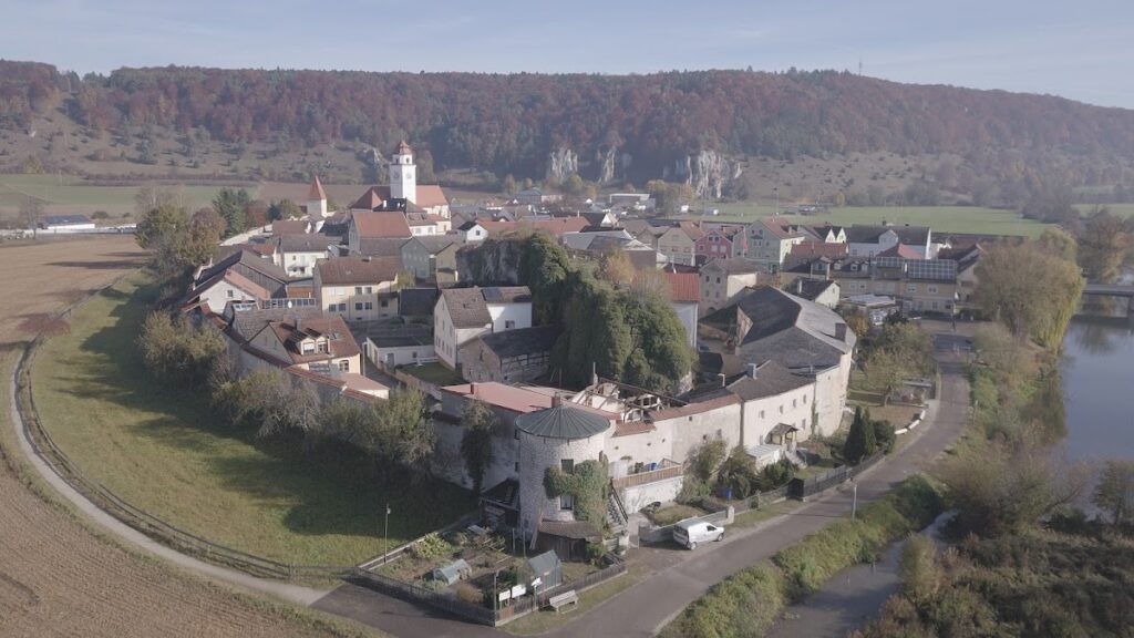 Burg Dollnstein: A Medieval Hilltop Castle in Germany 5 Burg Dollnstein