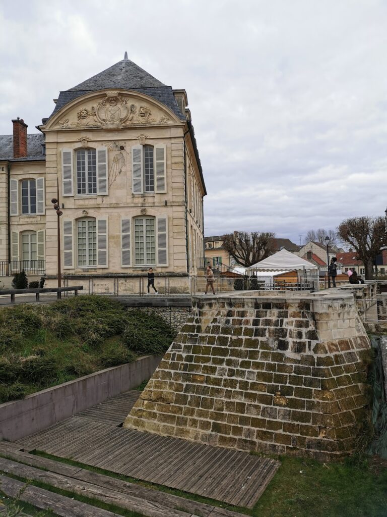 Viarmes Town Hall: A Historic Site in France