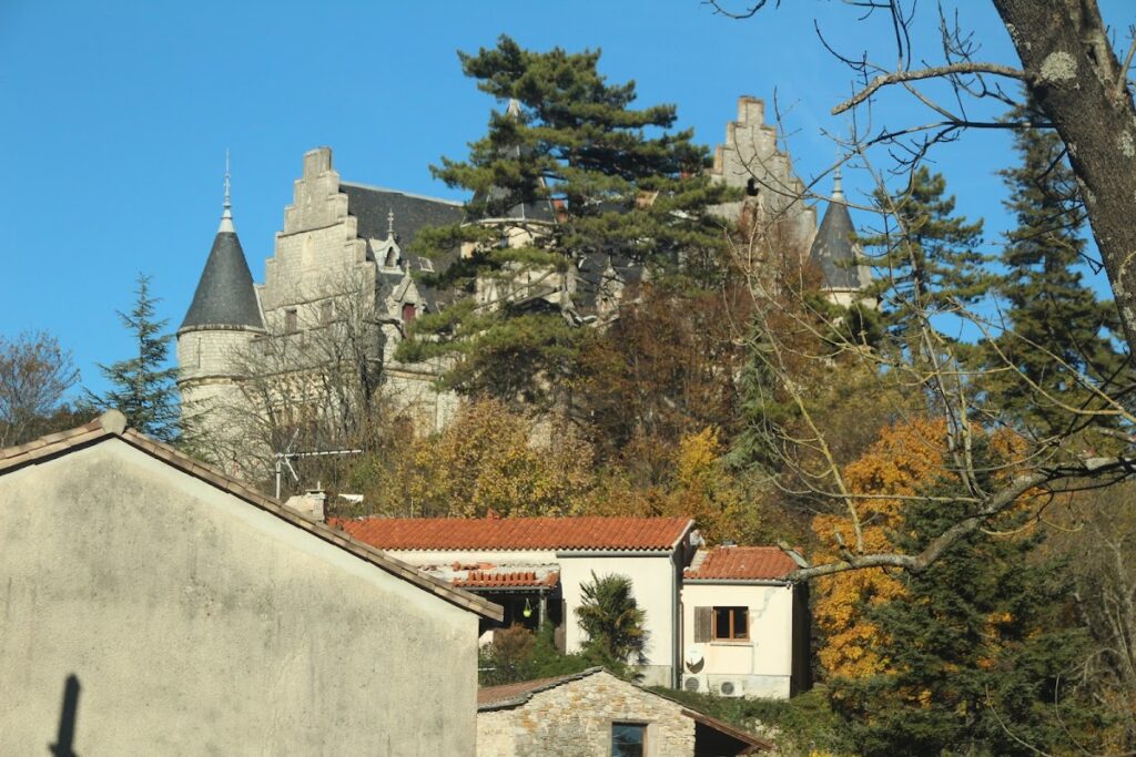 Château de Montdardier: A Medieval Fortress in France 2 Château de Montdardier