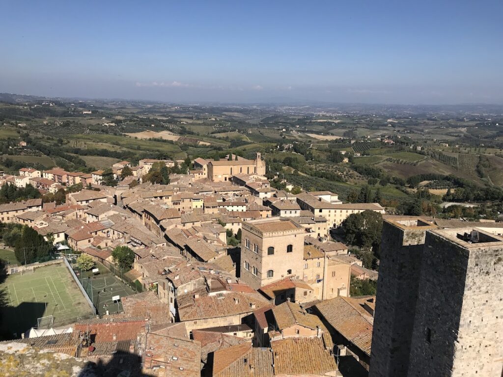 Torri degli Ardinghelli: Medieval Towers in San Gimignano 3 Torri degli Ardinghelli