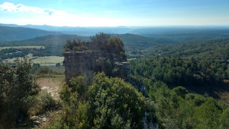 Castell de Saburella: A Medieval Catalan Castle in Querol, Spain