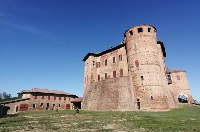 Castello di Frinco: A Medieval Castle in Piedmont, Italy
