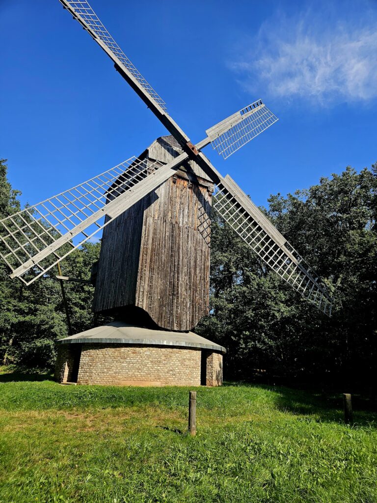 Burg Kommern: A Medieval Administrative Castle in Germany 9 Burg Kommern