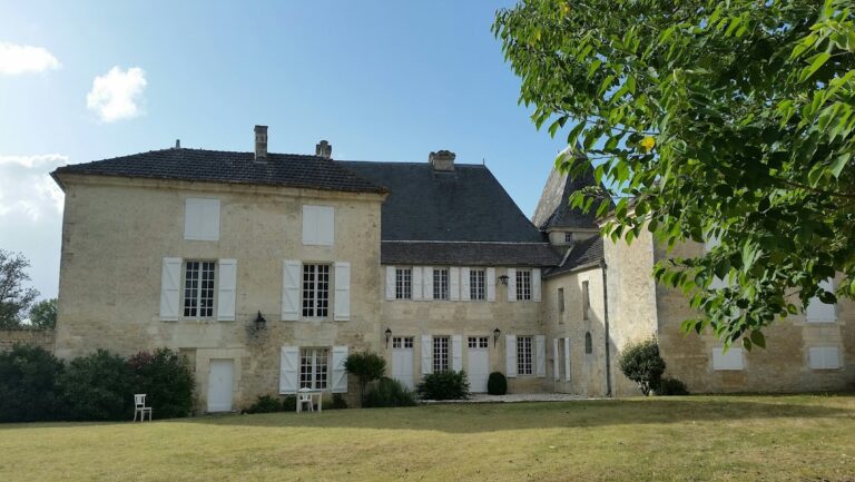 Château de Balzac: A Historic Noble Residence in France