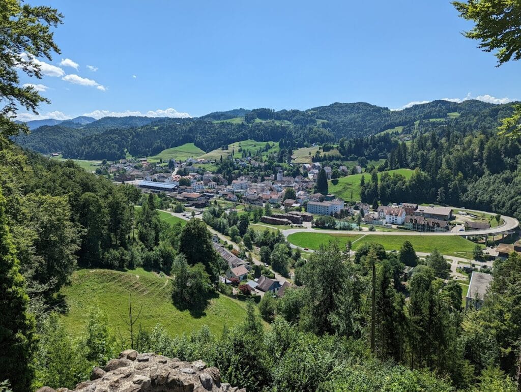 Alt-Landenberg Ruin: A Medieval Hilltop Castle in Switzerland 5 Alt-Landenberg ruin