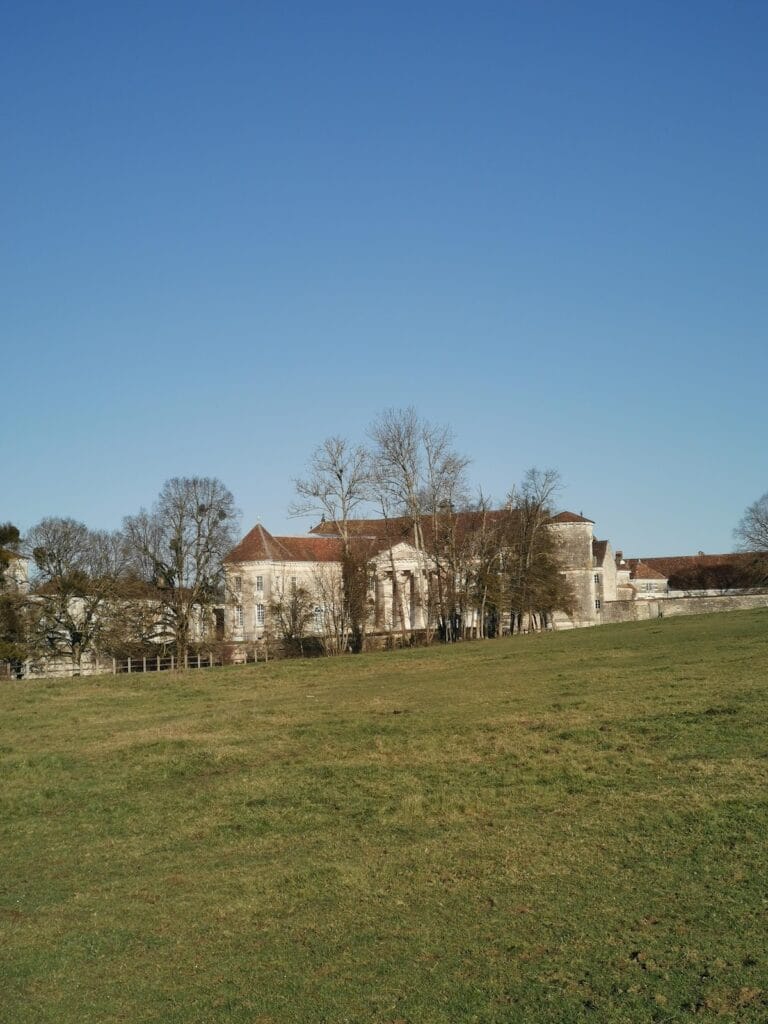 Château de Moncley: An Eighteenth-Century Neoclassical Estate in France 5 Château de Moncley
