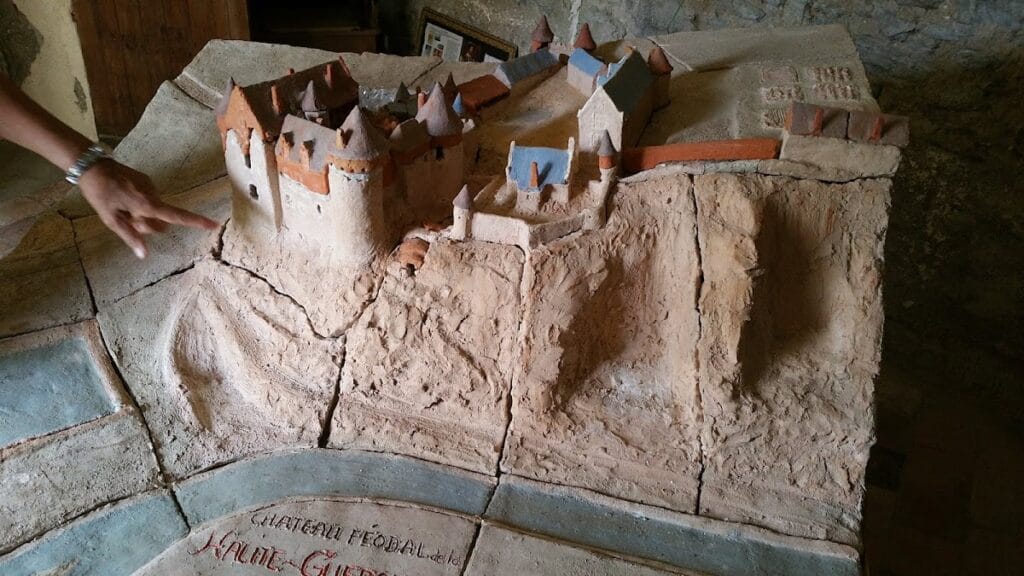 Haute-Guerche Castle: A Medieval Fortress-Residence in France 4 Château de la Haute-Guerche