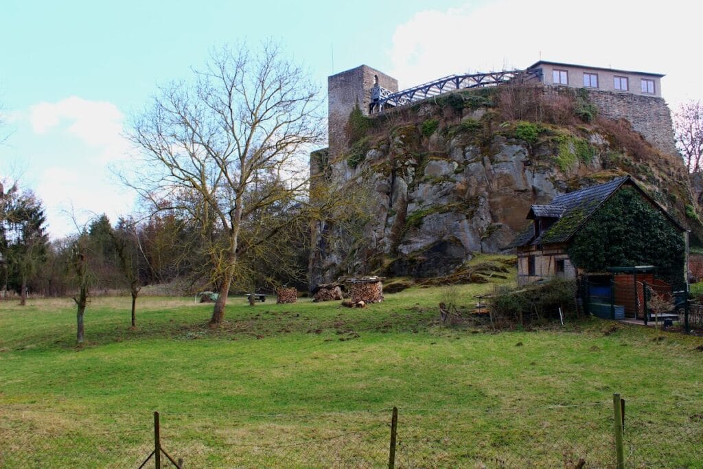Burg Kirberg: A Hilltop Castle Ruin in Hesse, Germany 1 Burg Kirberg