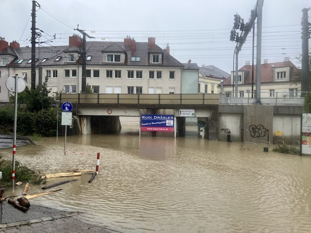 Schloss Purkersdorf: A Historic Castle in Austria 7 Schloss Purkersdorf