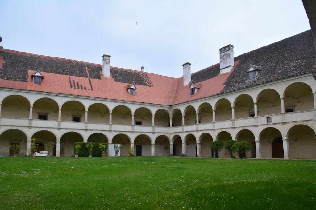 Schloss Deutschkreutz: An Italian Renaissance Castle in Austria 1 Schloss Deutschkreutz